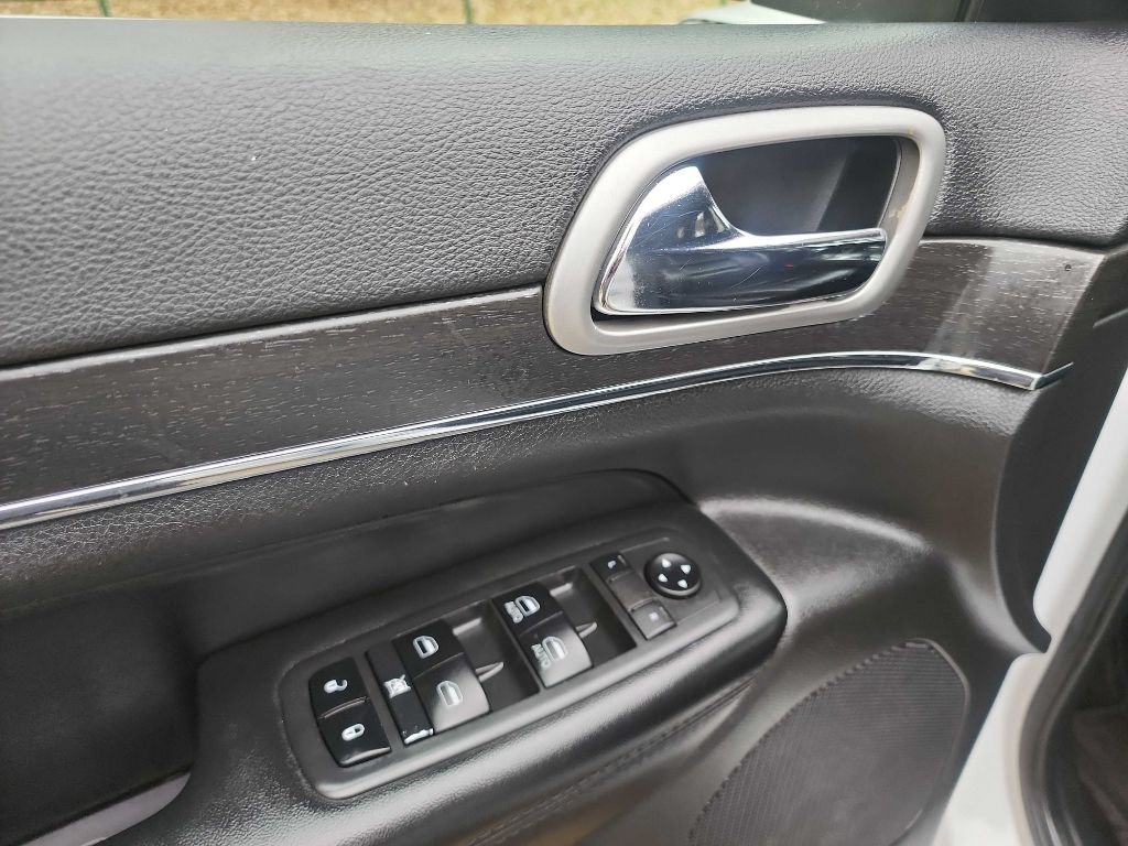 2018 Jeep Grand Cherokee Image 15