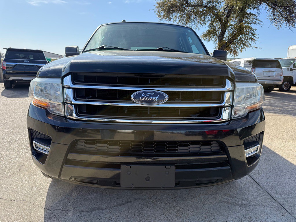 2016 Ford Expedition Image 2