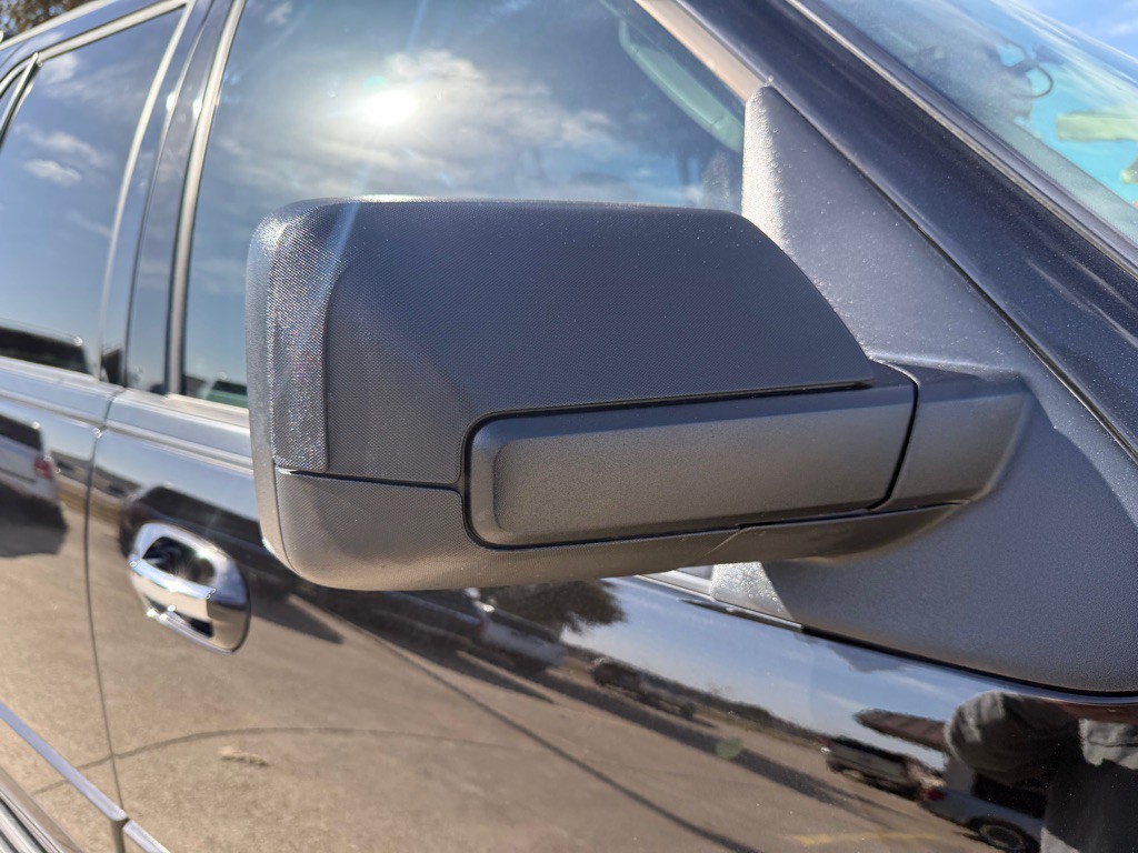 2016 Ford Expedition Image 8