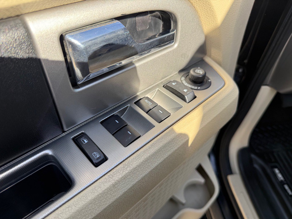 2016 Ford Expedition Image 21