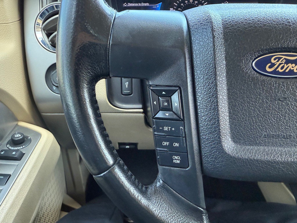 2016 Ford Expedition Image 30