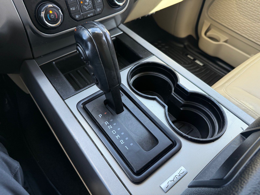 2016 Ford Expedition Image 32