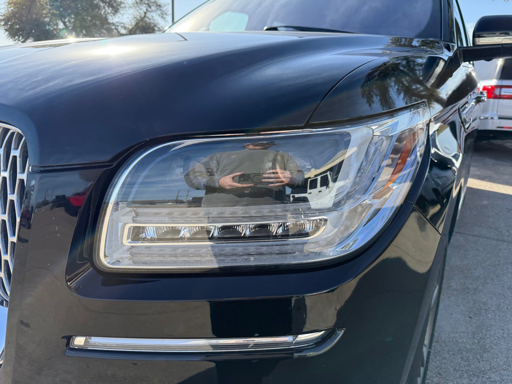 2018 Lincoln Navigator Image 11