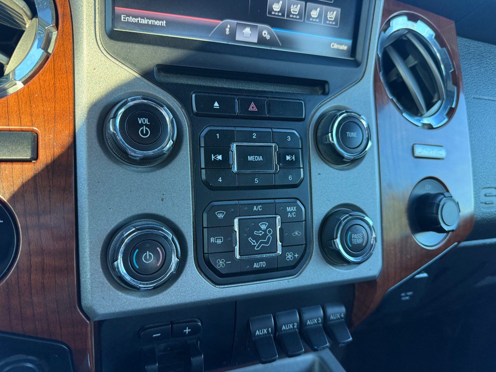 2016 Ford F-250 Image 32