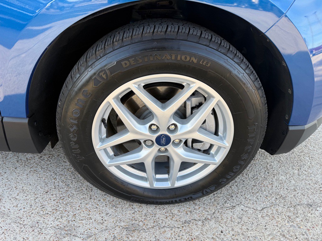 2022 Ford Edge Image 13