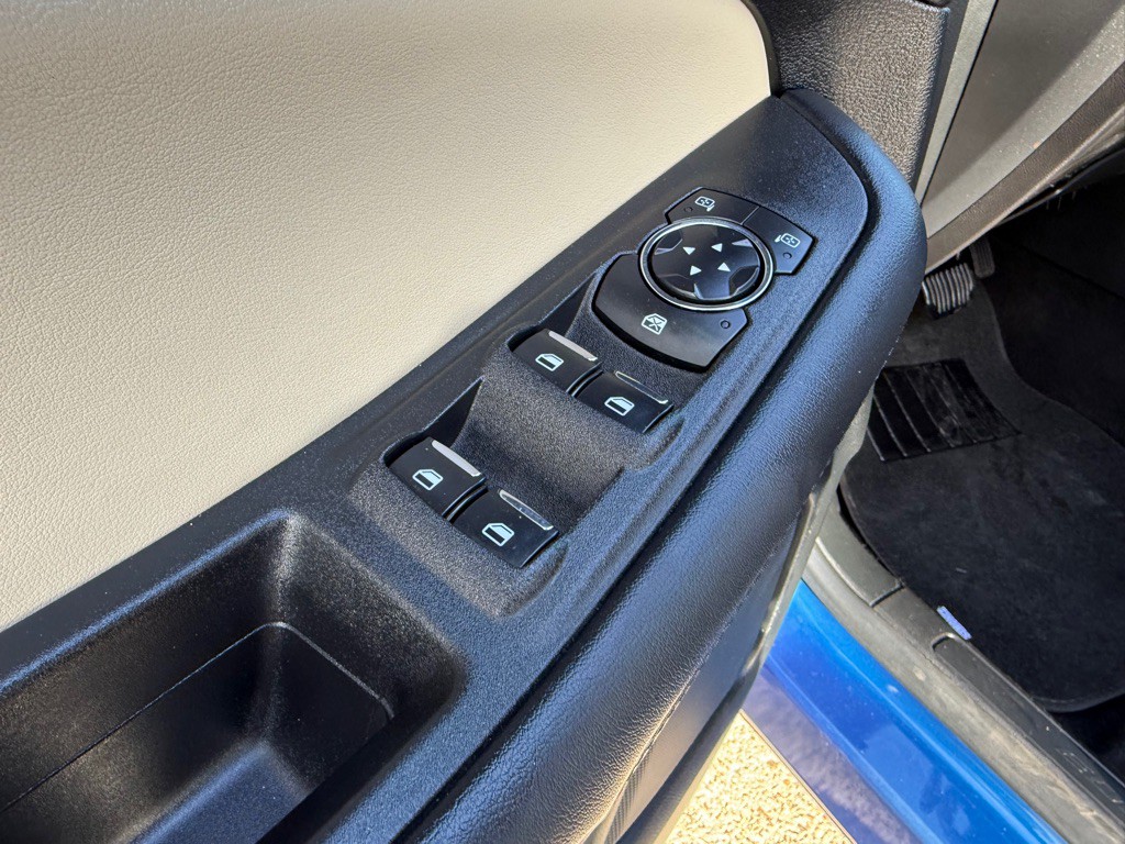 2022 Ford Edge Image 21