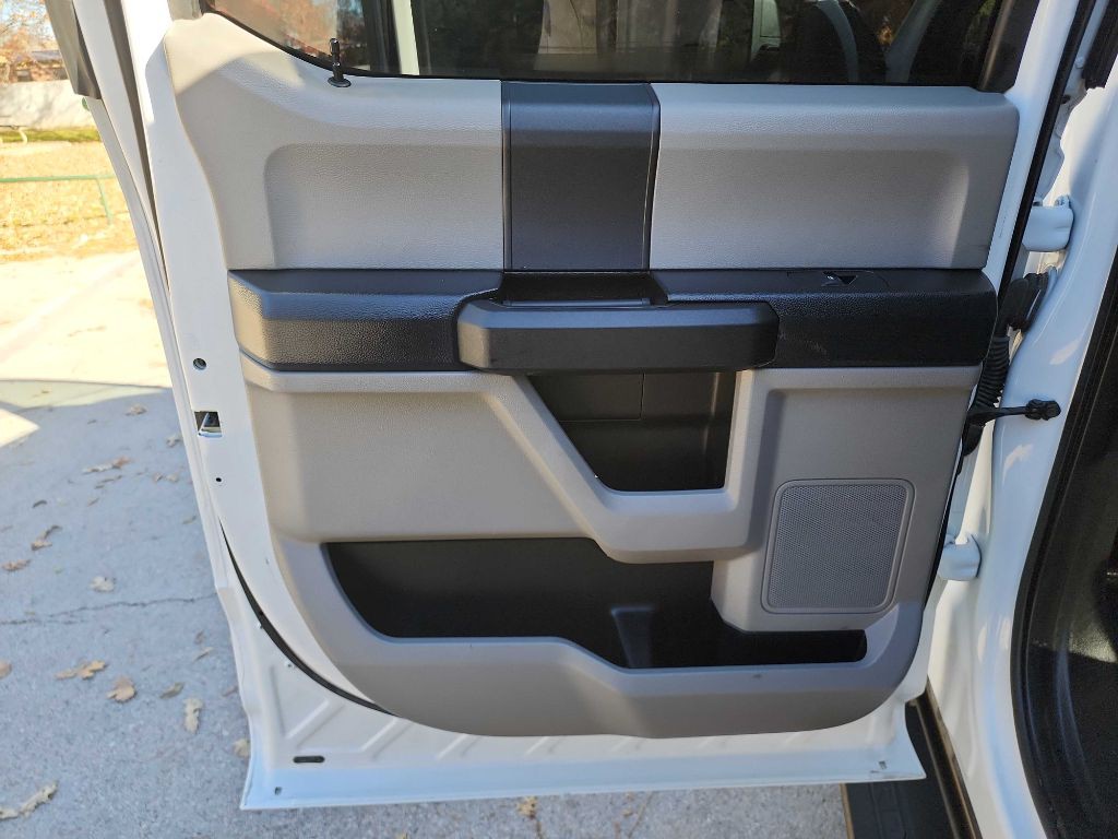 2017 Ford F-250 Image 29