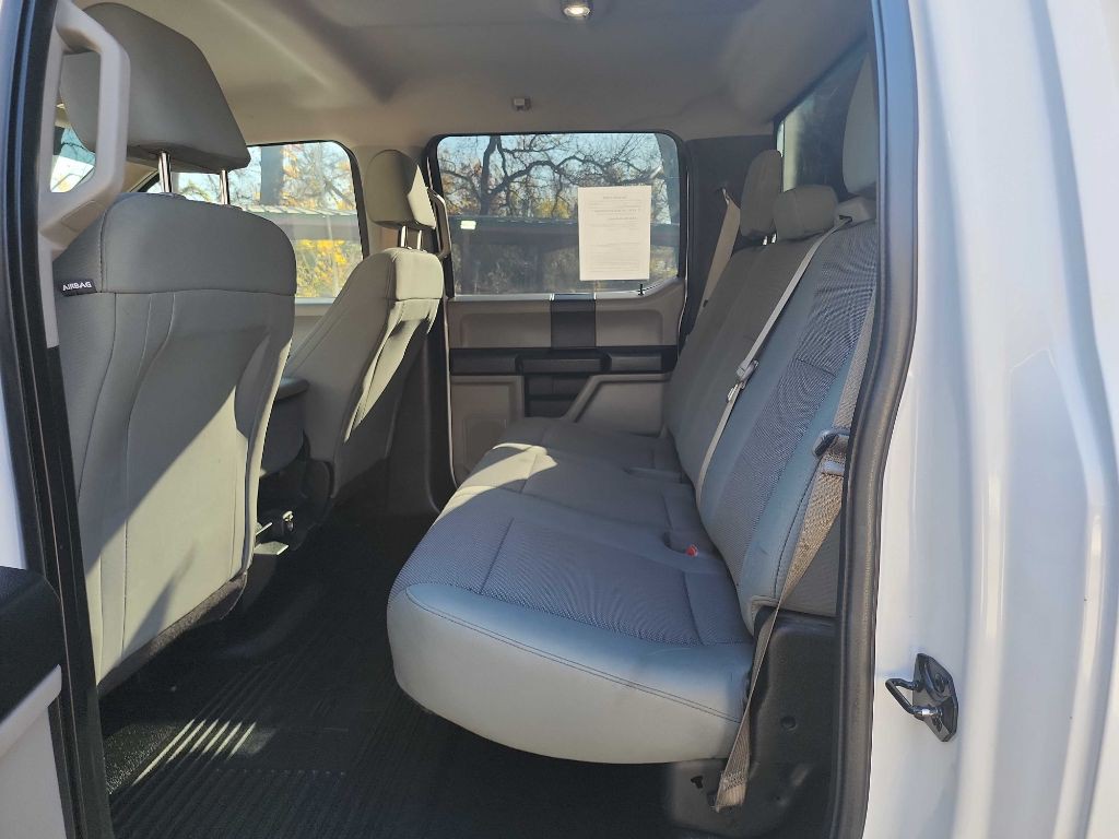 2017 Ford F-250 Image 30