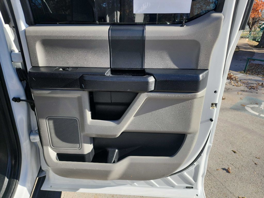 2017 Ford F-250 Image 33