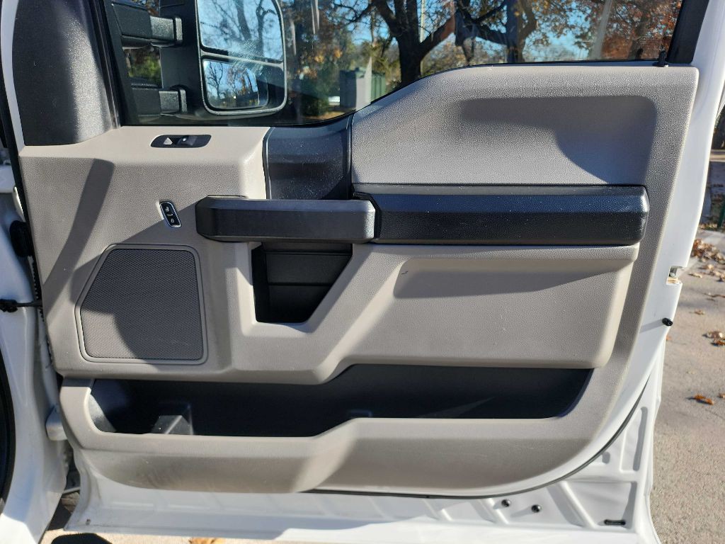 2017 Ford F-250 Image 35