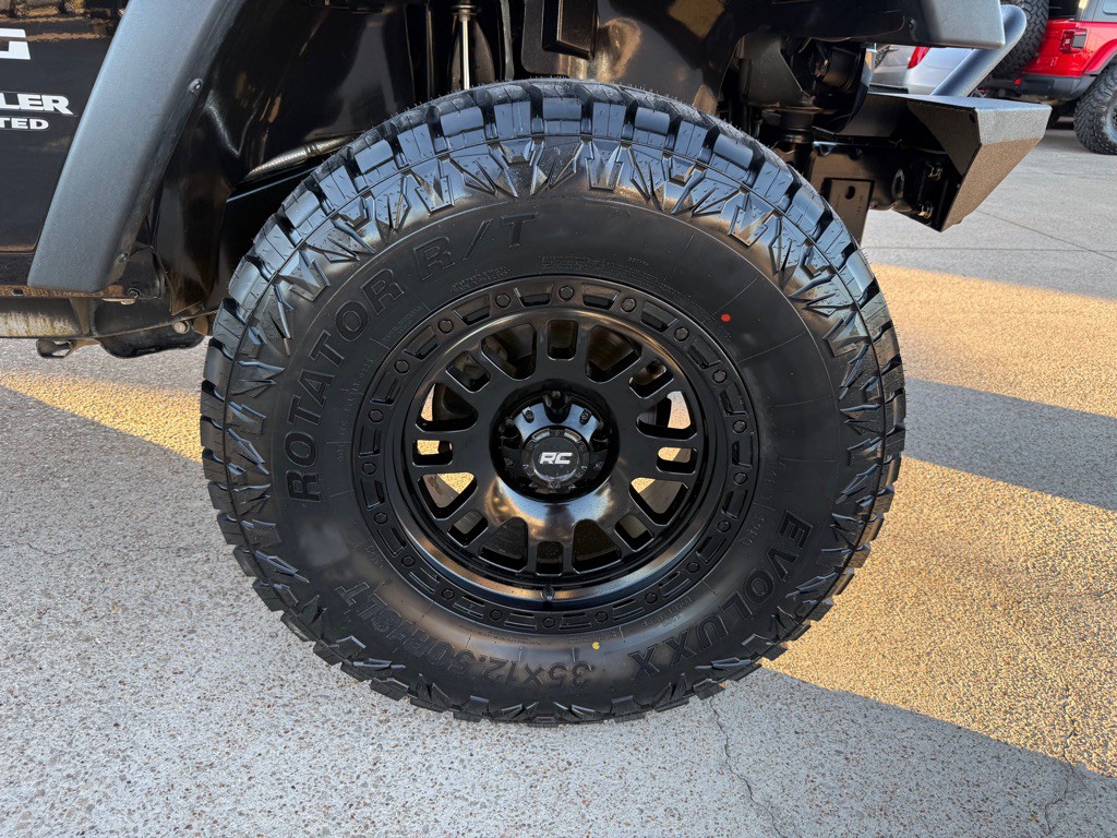 2013 Jeep Wrangler Unlimited Image 12