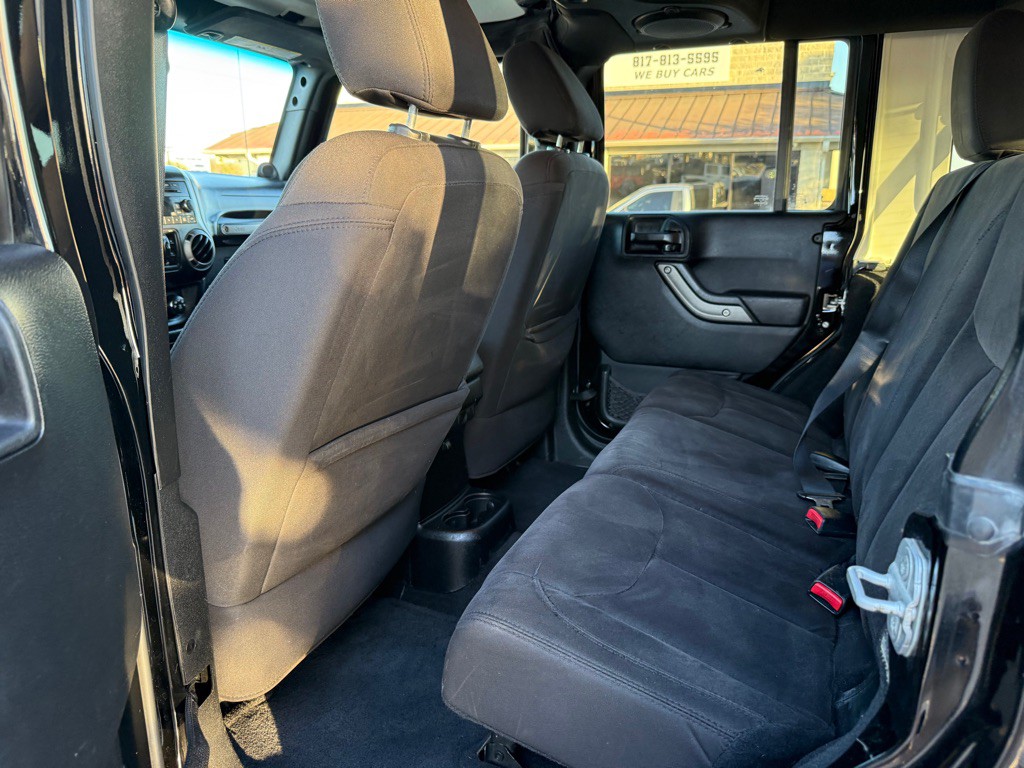 2013 Jeep Wrangler Unlimited Image 14