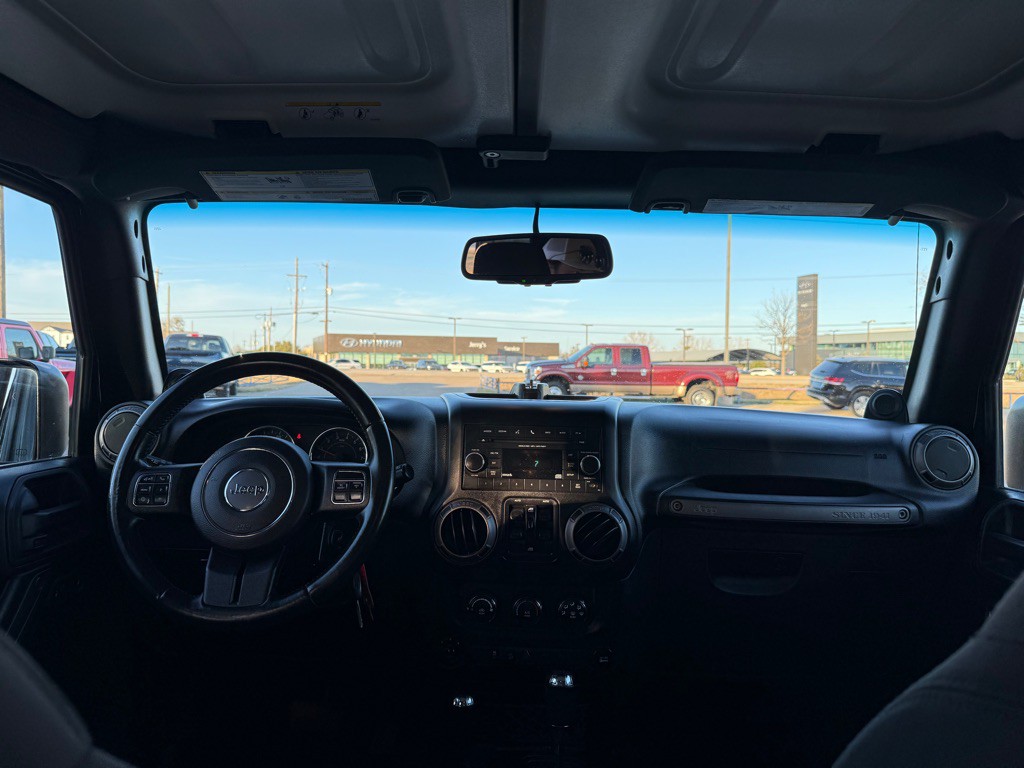 2013 Jeep Wrangler Unlimited Image 19