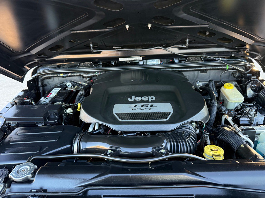 2013 Jeep Wrangler Unlimited Image 30