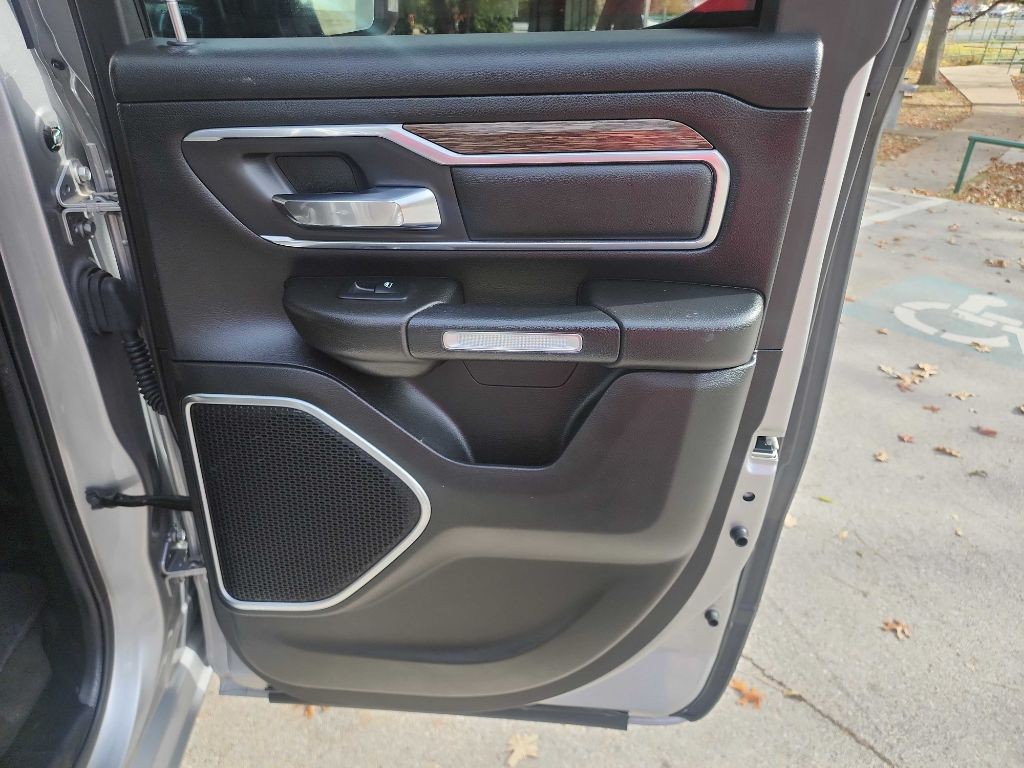 2019 RAM 1500 Image 34