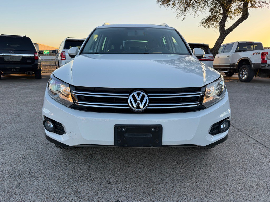 2014 Volkswagen Tiguan Image 2