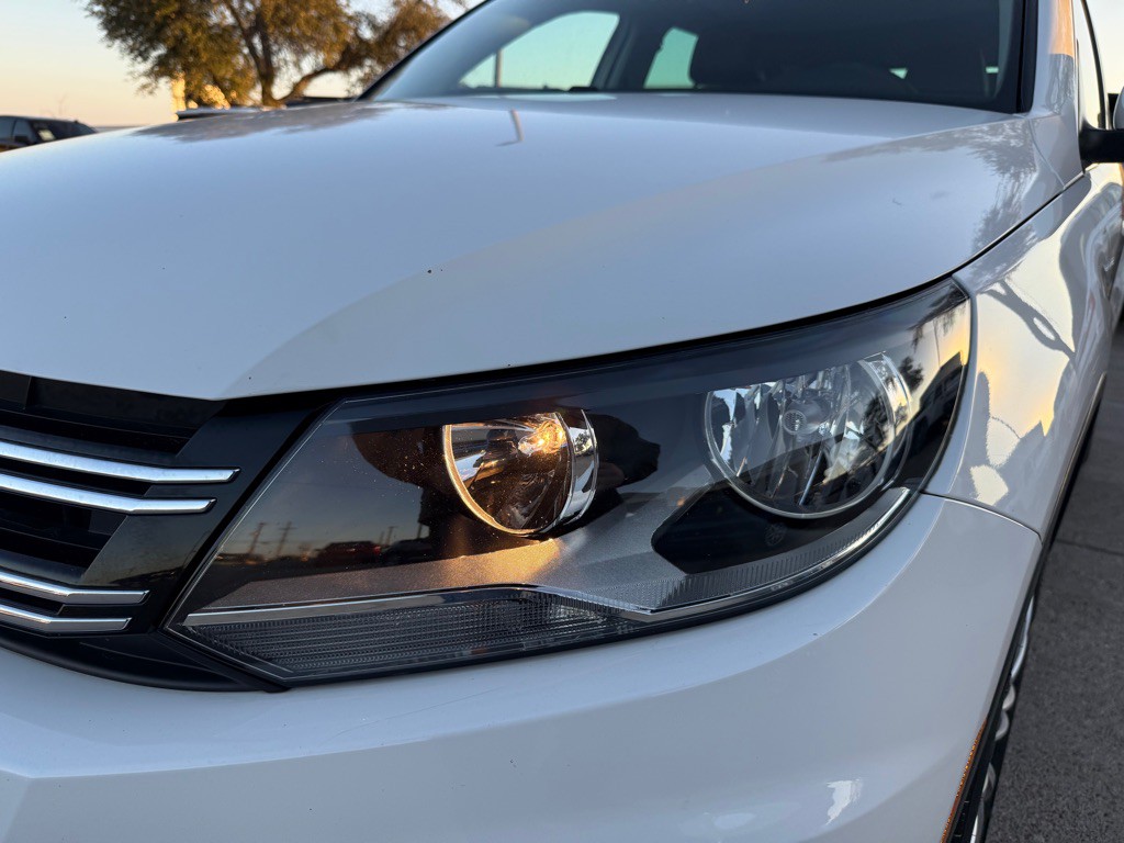 2014 Volkswagen Tiguan Image 9