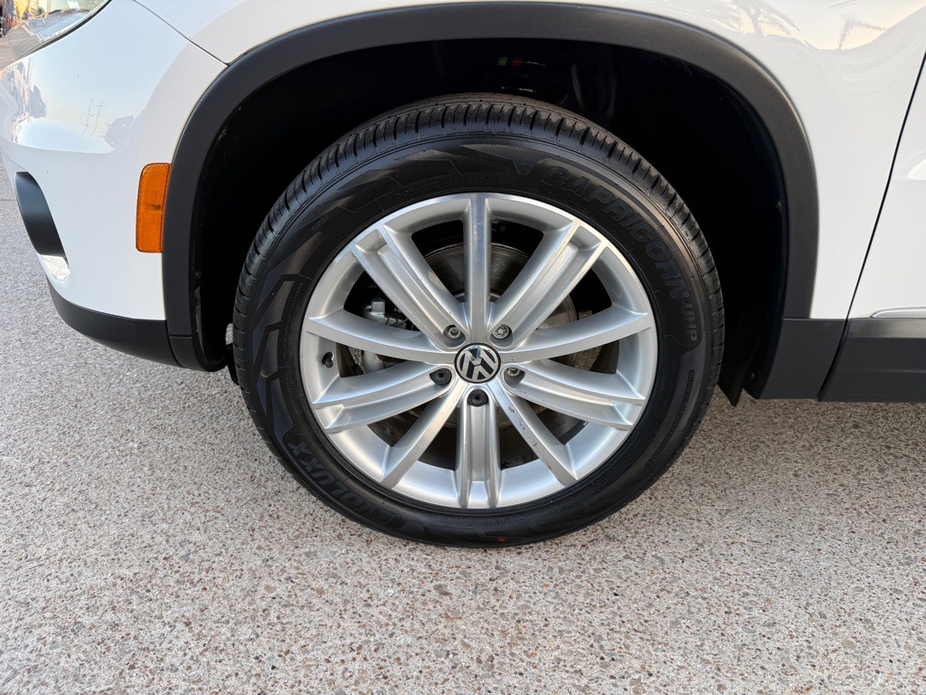 2014 Volkswagen Tiguan Image 13