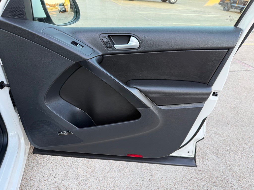 2014 Volkswagen Tiguan Image 22