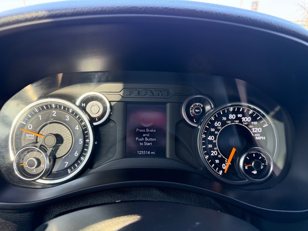 2022 RAM 2500 Image 32