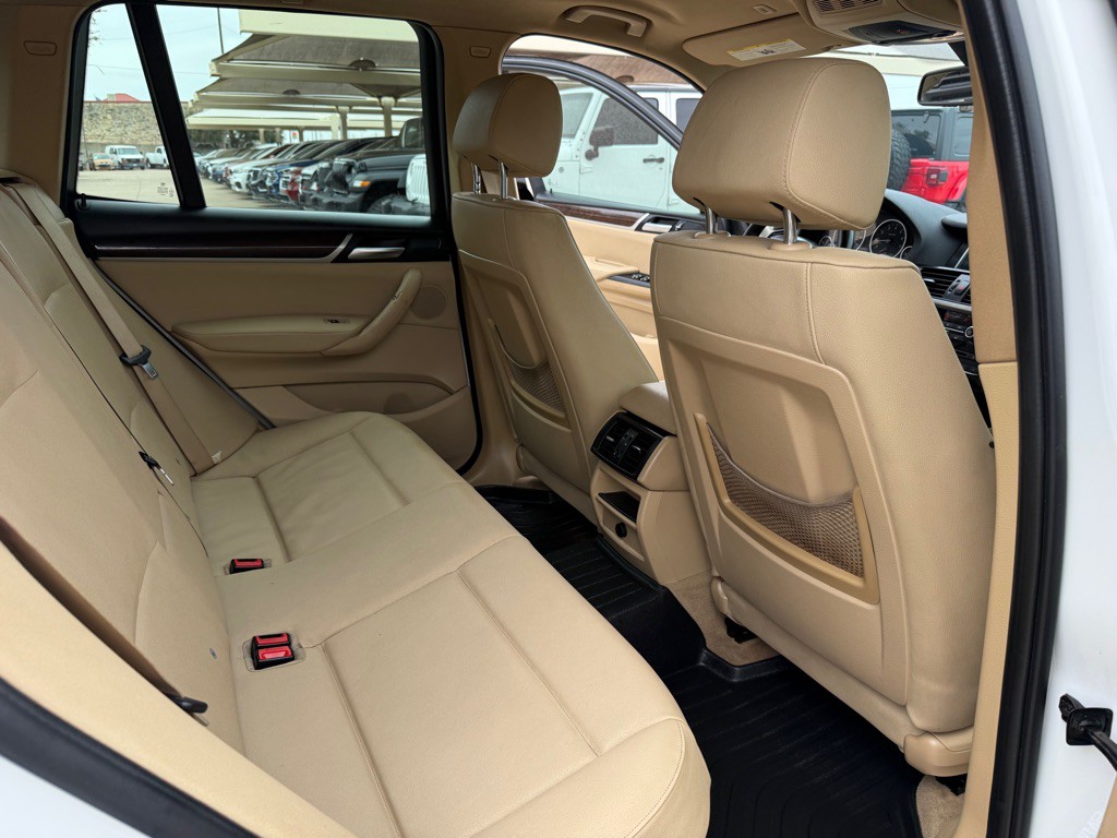 2015 BMW X3 Image 16