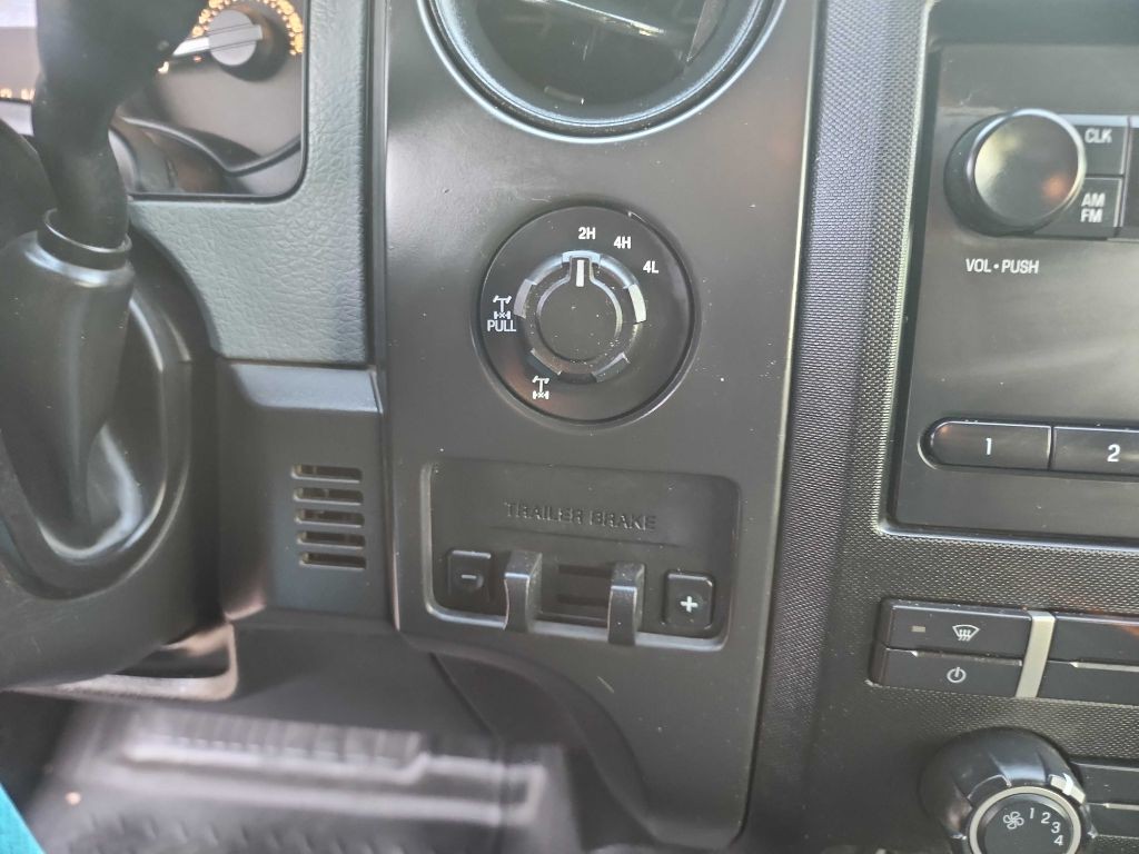 2012 Ford F-150 Image 24