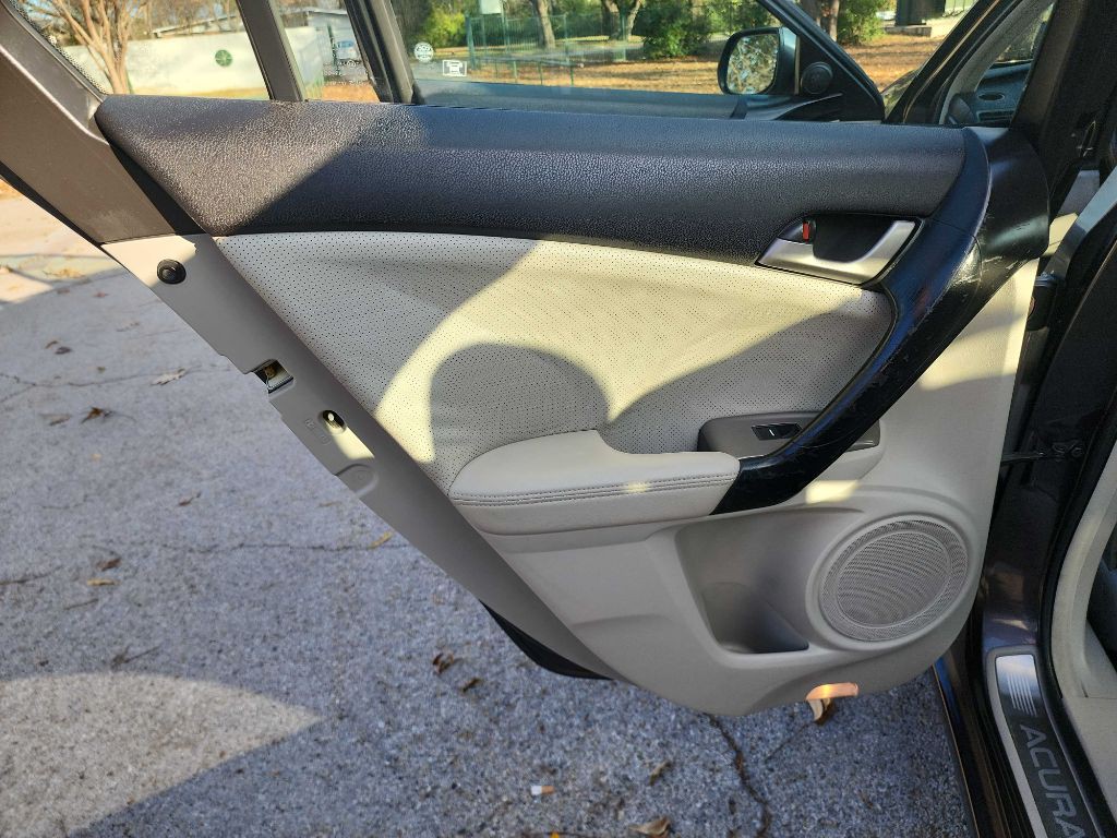2010 Acura TSX Image 24