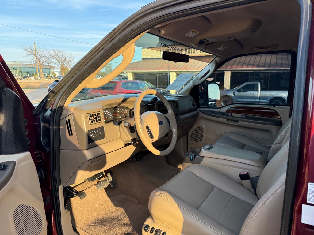 2004 Ford F-350 Image 15