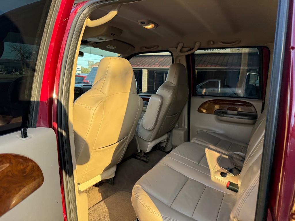 2004 Ford F-350 Image 16