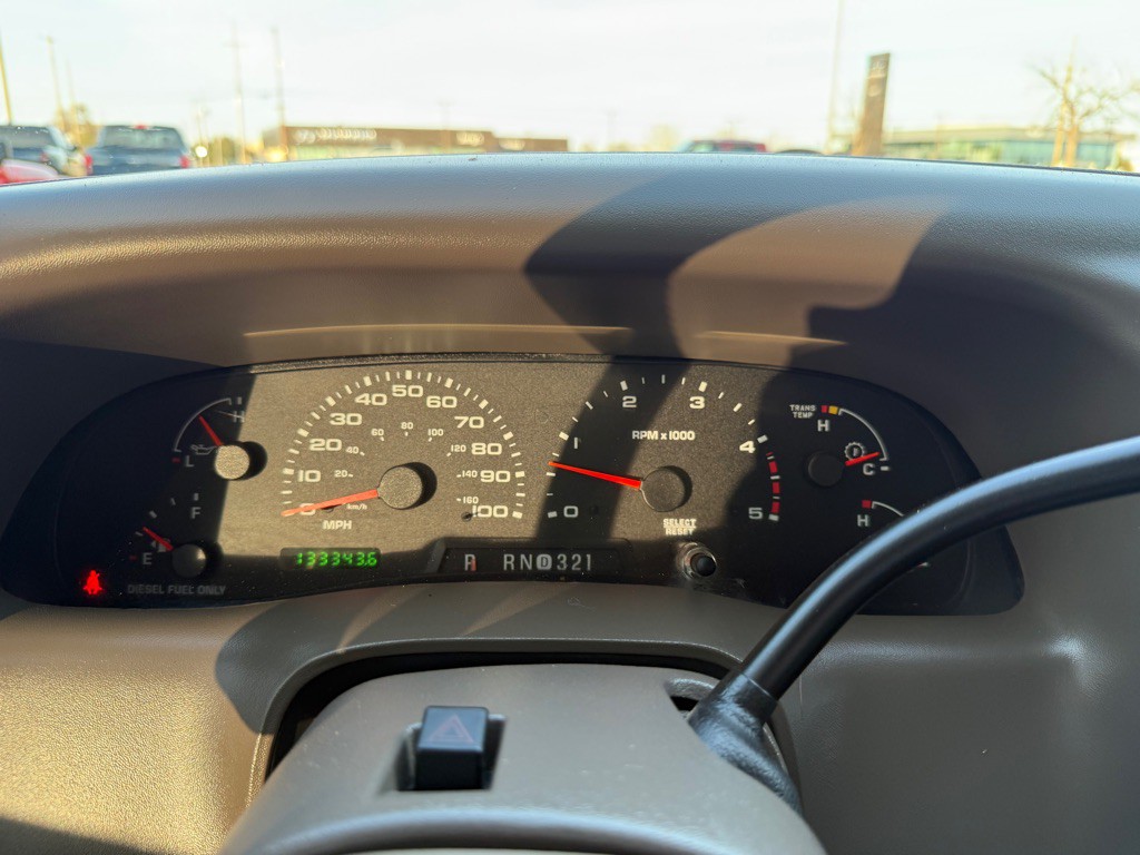 2004 Ford F-350 Image 31