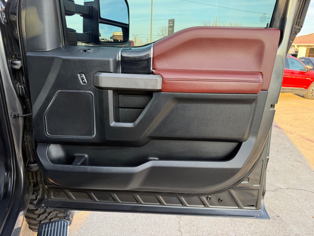 2020 Ford F-350 Image 24