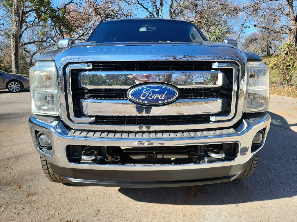 2011 Ford F-250 Image 2
