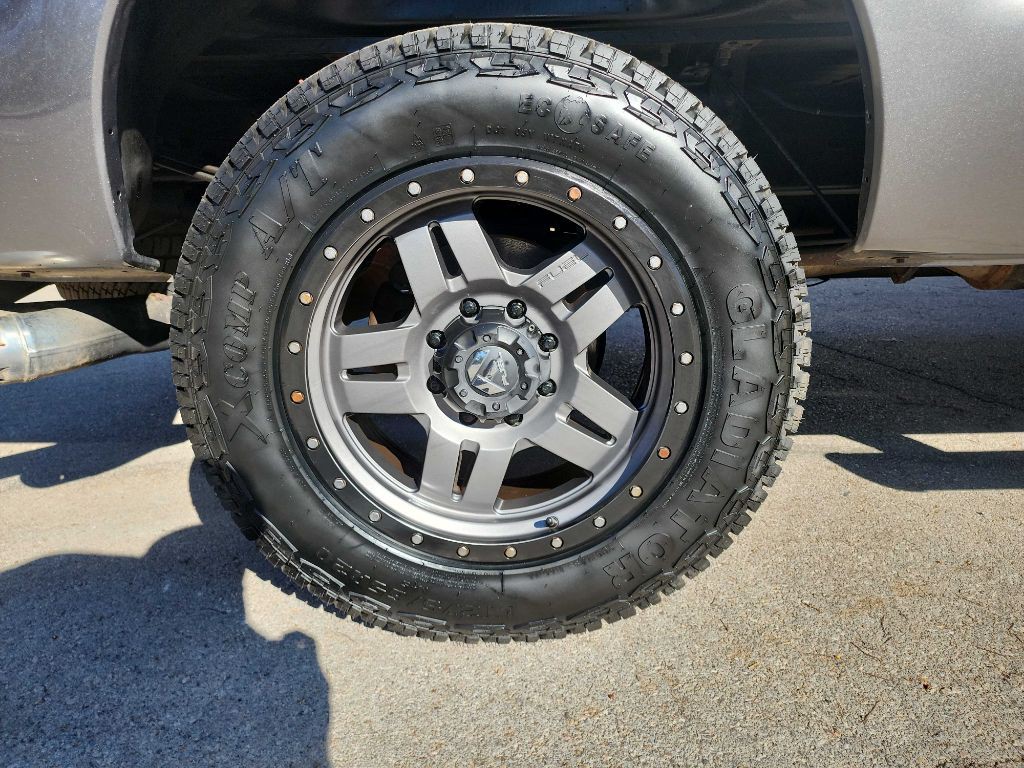 2011 Ford F-250 Image 12