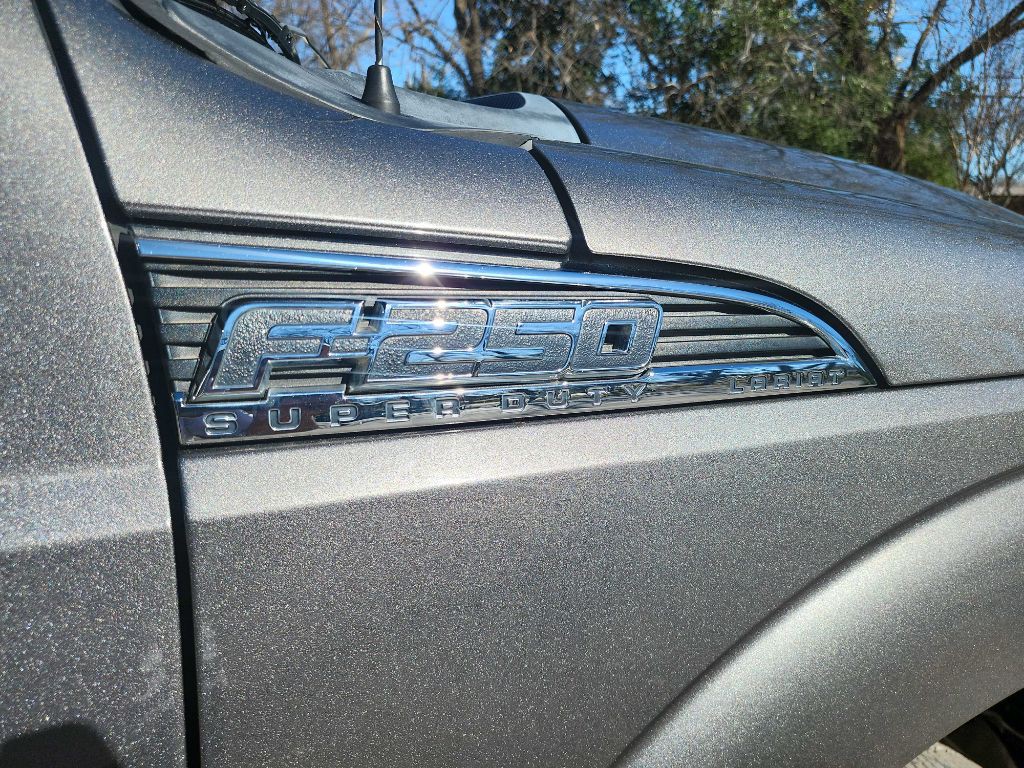2011 Ford F-250 Image 18