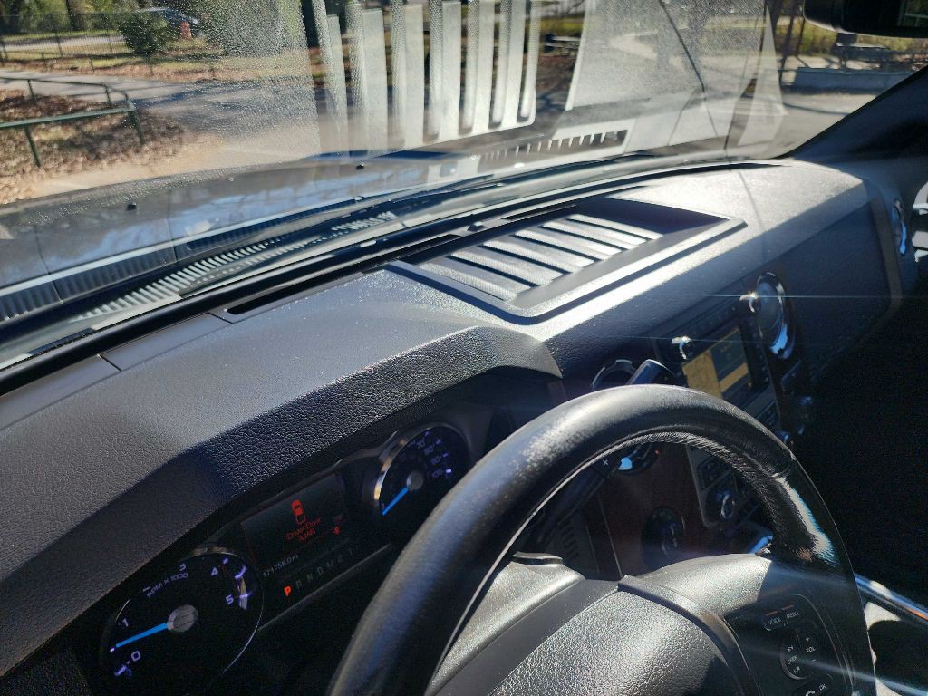 2011 Ford F-250 Image 26