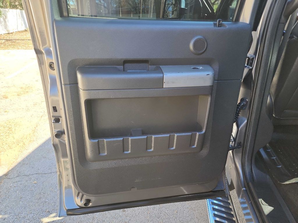 2011 Ford F-250 Image 30