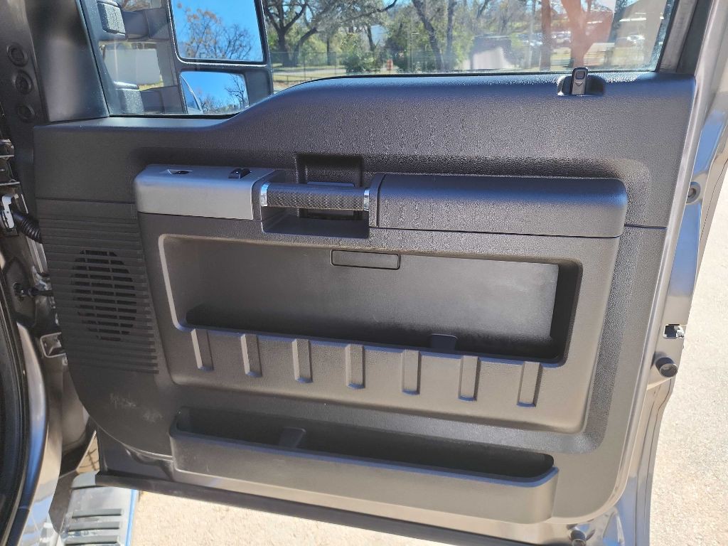 2011 Ford F-250 Image 39