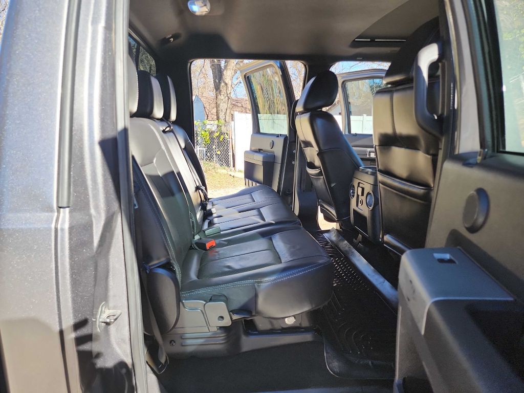 2011 Ford F-250 Image 40