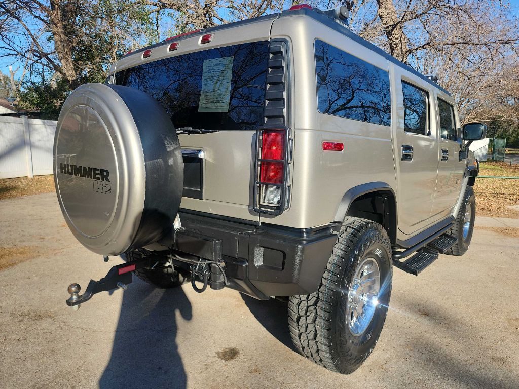 2005 HUMMER H2 Image 10