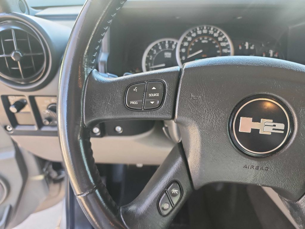 2005 HUMMER H2 Image 19