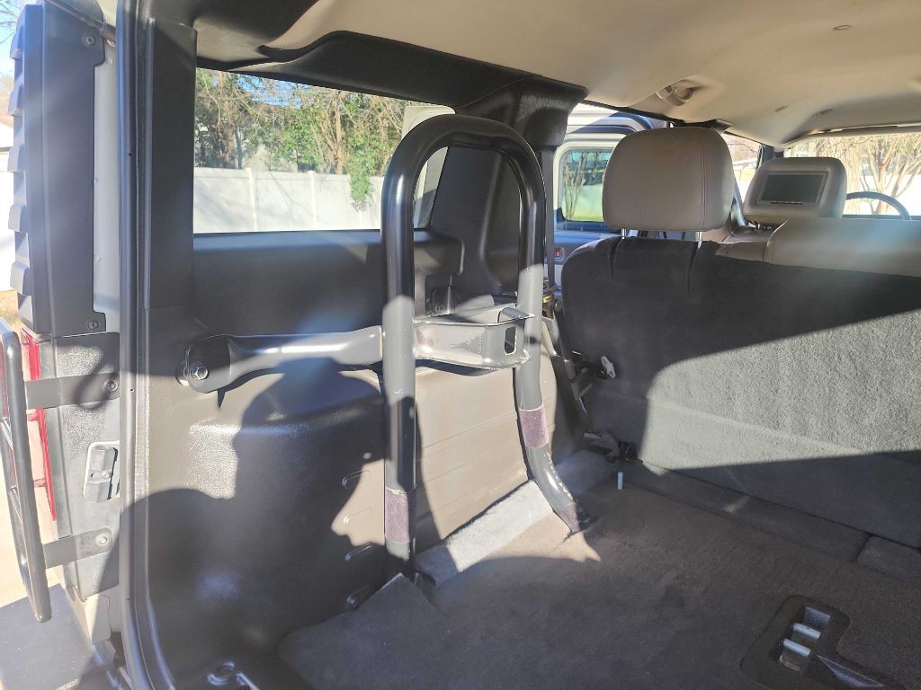2005 HUMMER H2 Image 27