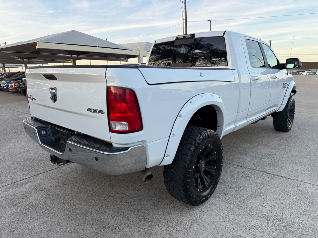 2017 RAM 3500 Image 7