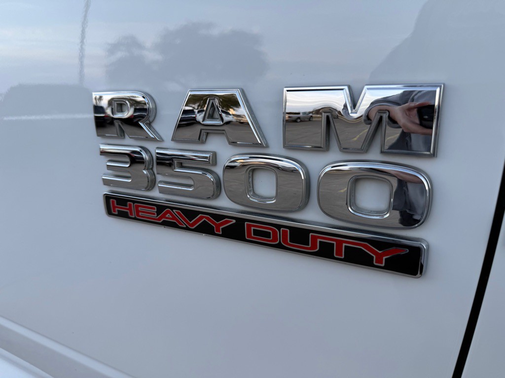 2017 RAM 3500 Image 13