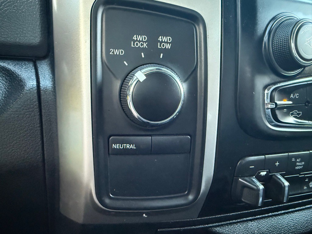 2017 RAM 3500 Image 31