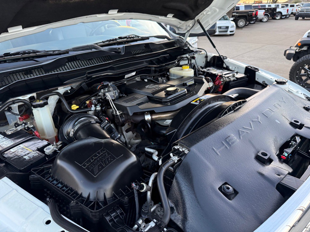 2017 RAM 3500 Image 35