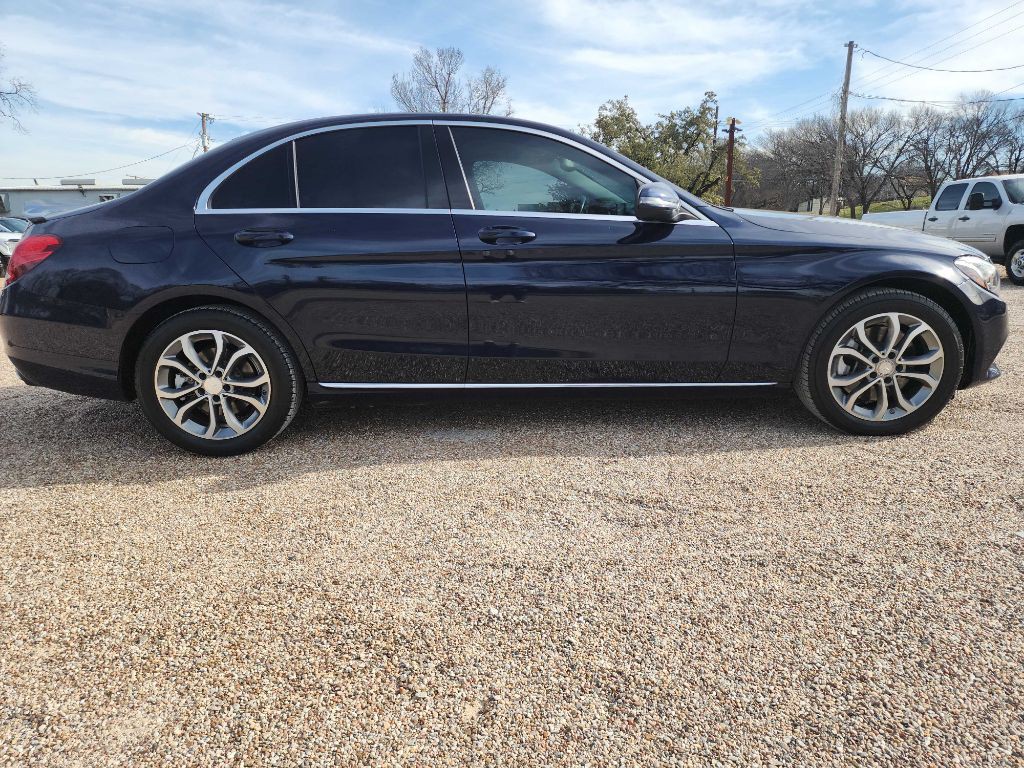 2016 Mercedes-Benz C-Class Image 8