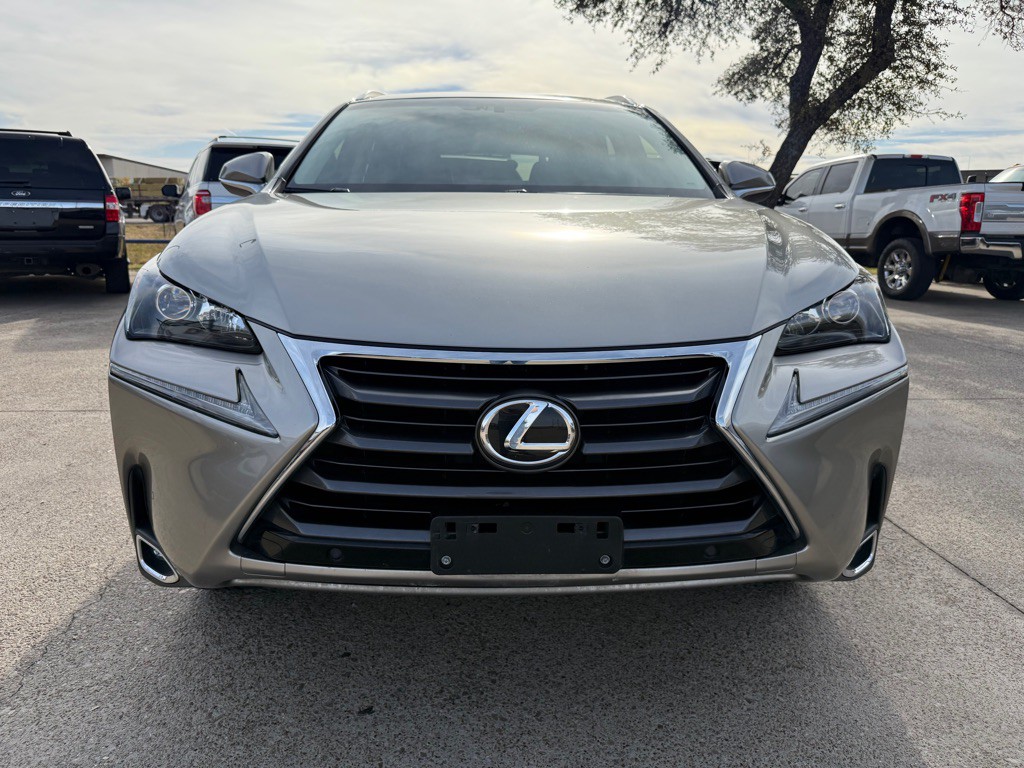 2015 Lexus NX Image 2