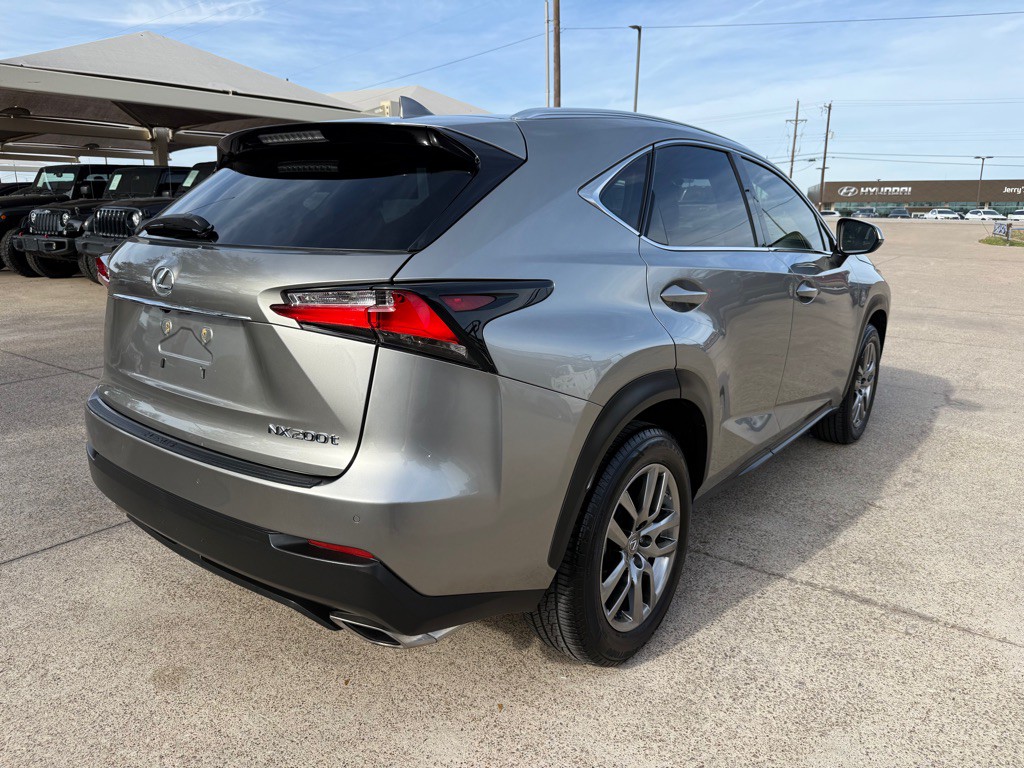 2015 Lexus NX Image 7