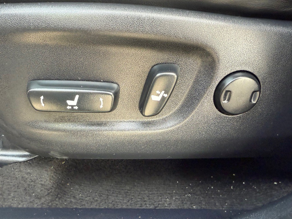 2015 Lexus NX Image 18