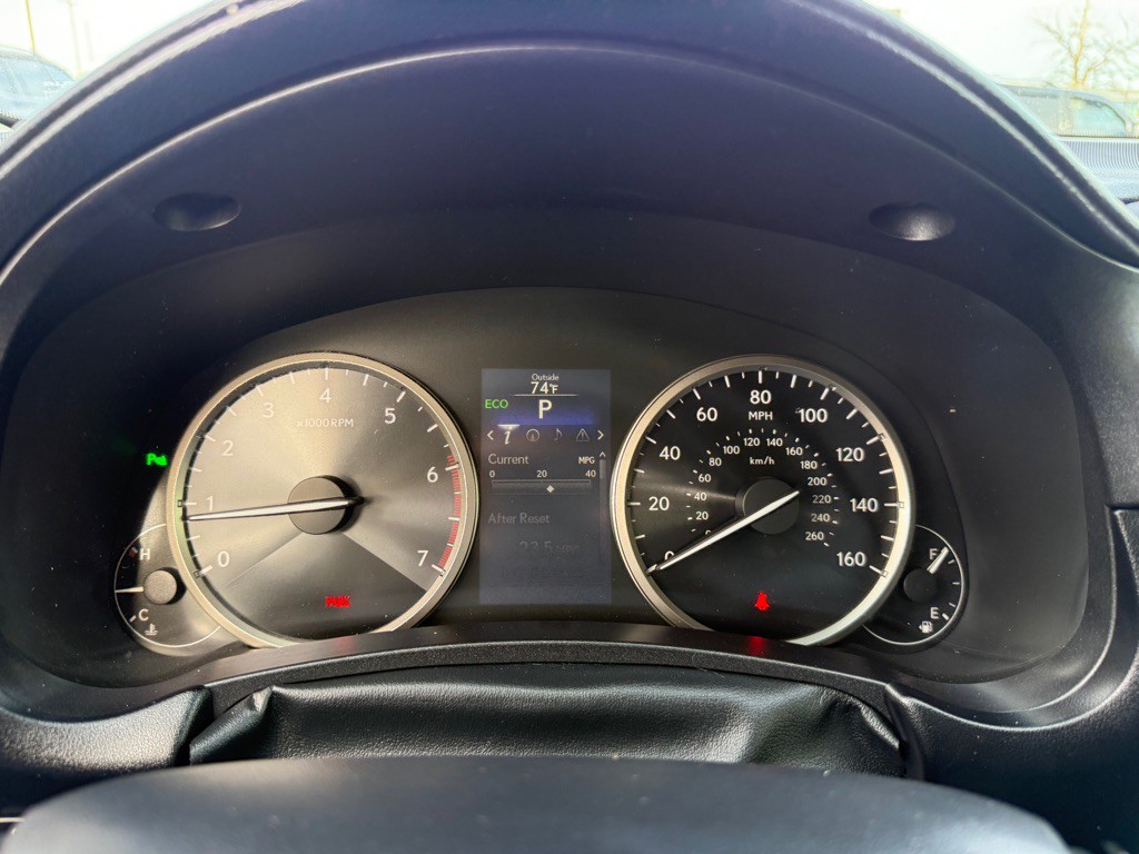 2015 Lexus NX Image 31